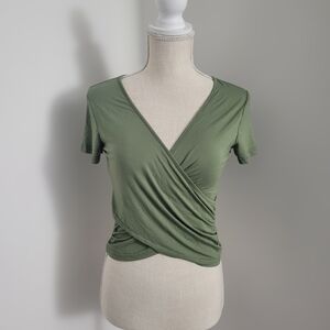 NWOT Green Crop Top